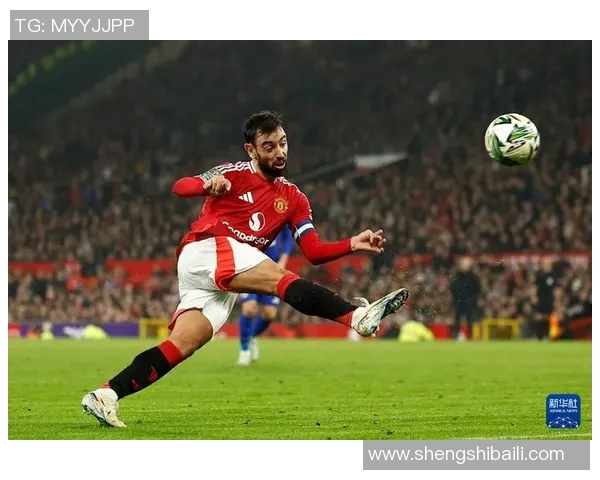 布鲁诺费尔南德斯:足球场上的战术大师与球队灵魂的完美结合 布鲁诺费尔南德斯:足球场上的战术大师与球队灵魂的完美结合